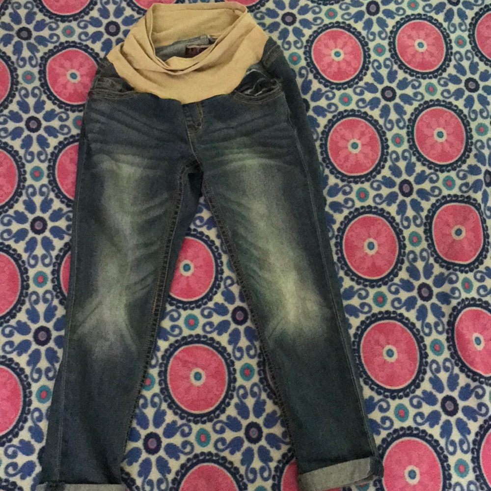 Maternity jeans